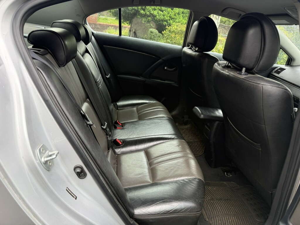 Toyota Avensis 2.0 D-4d Tr Hatchback Grey #12