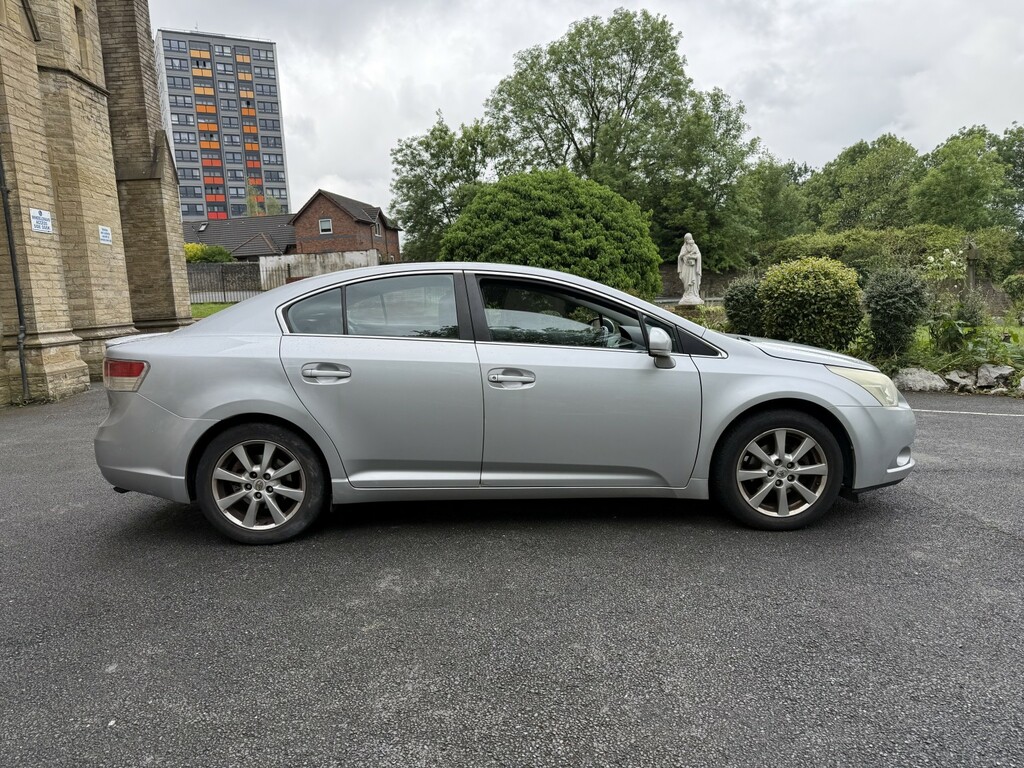 Toyota Avensis 2.0 D-4d Tr Hatchback Grey #8