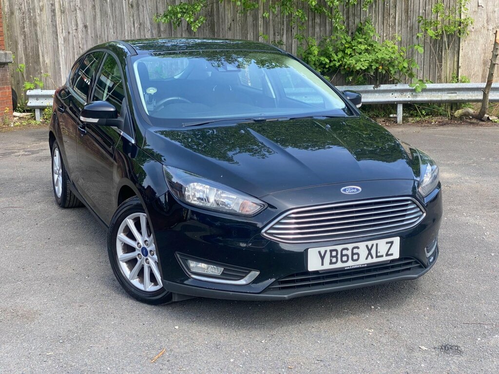 Ford Focus 1.0T Ecoboost Titanium Euro 6 Ss Black