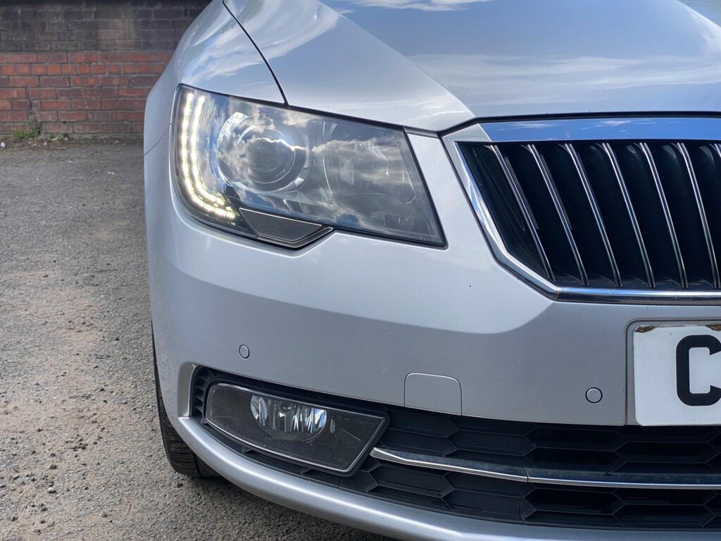 Skoda Superb 2.0 Tdi Elegance Dsg 4Wd Euro 5 Ss Silver #6