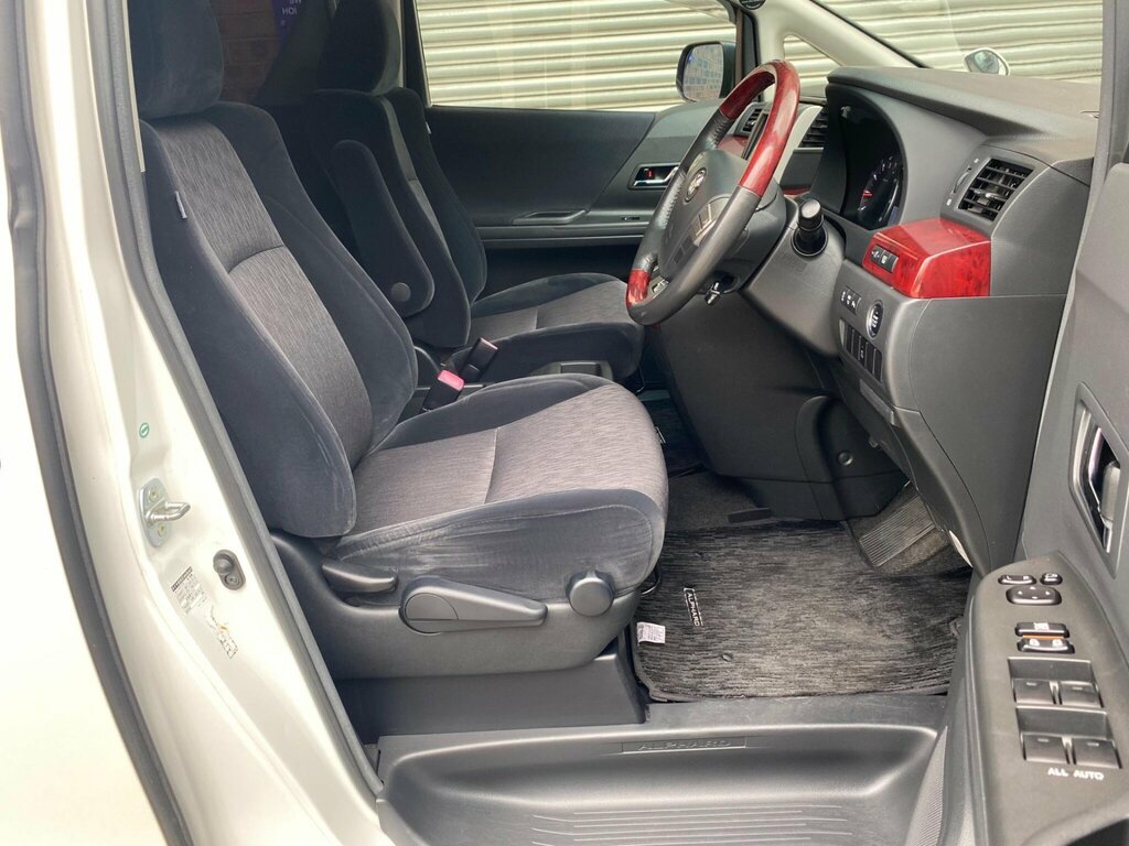 Toyota Alphard 2.4 Vvti 7 Seat Top Spec Low Miles #9