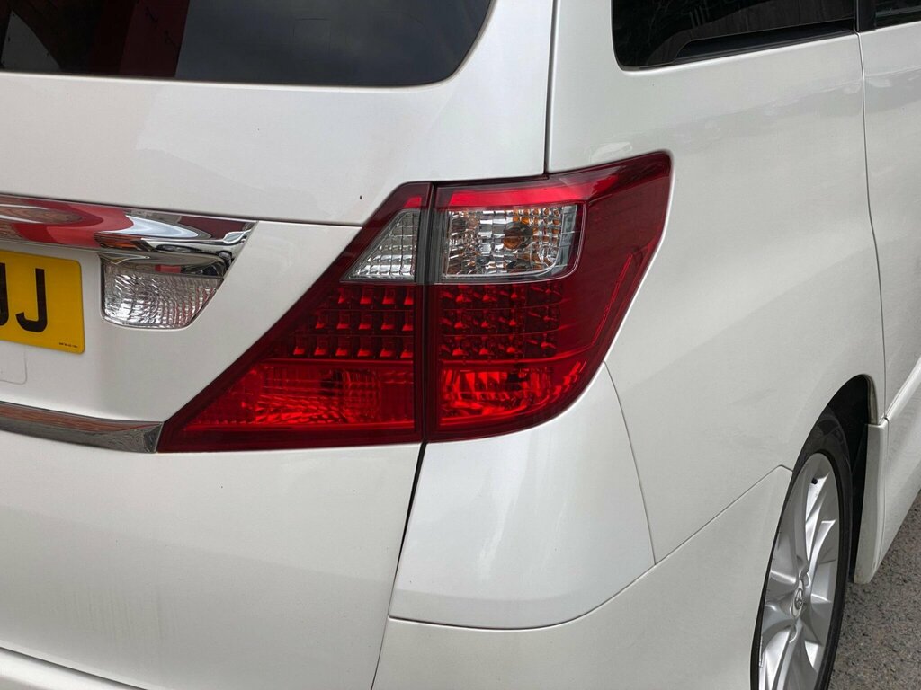 Toyota Alphard 2.4 Vvti 7 Seat Top Spec Low Miles #26