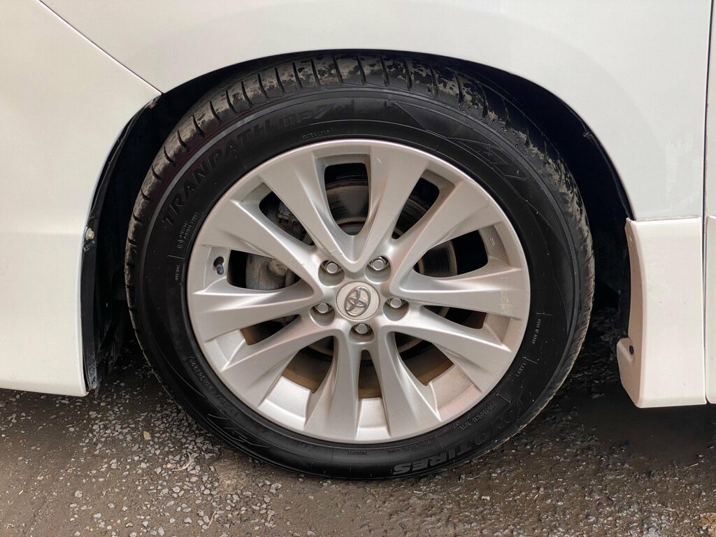 Toyota Alphard 2.4 Vvti 7 Seat Top Spec Low Miles #43