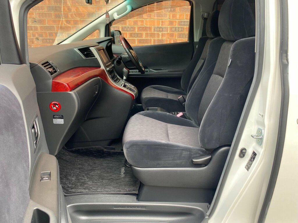 Toyota Alphard 2.4 Vvti 7 Seat Top Spec Low Miles #16