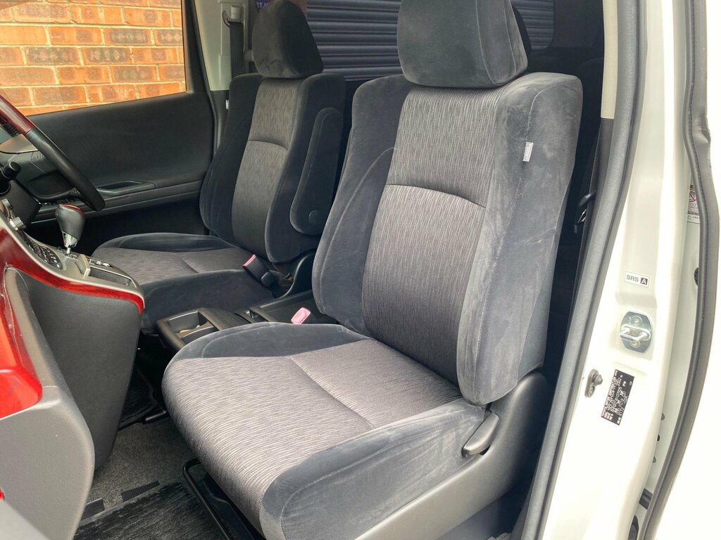Toyota Alphard 2.4 Vvti 7 Seat Top Spec Low Miles #17