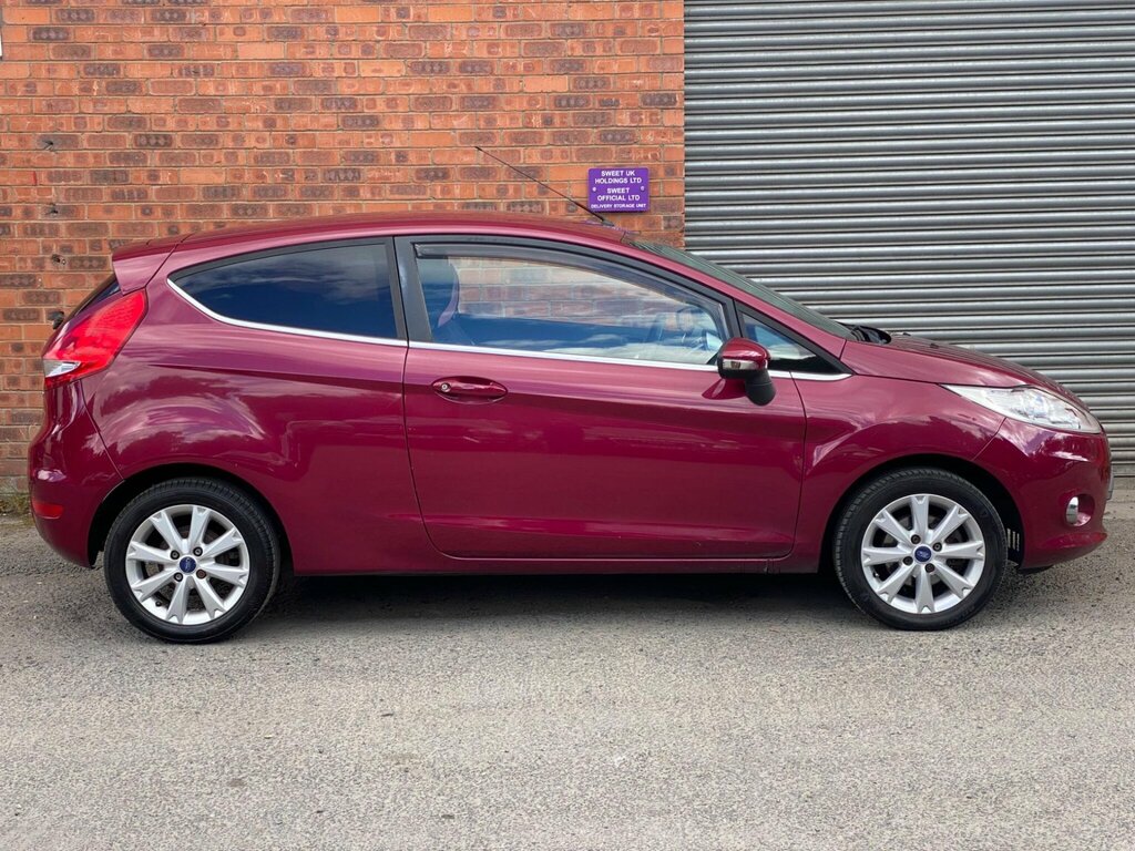 Ford Fiesta 1.25 Zetec Red #5