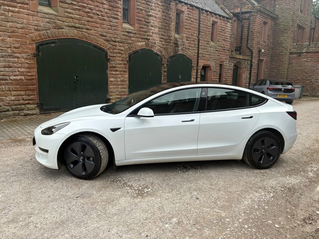 Tesla Model 3 Standard Range Plus Saloon Rwd AF71DXG White #4