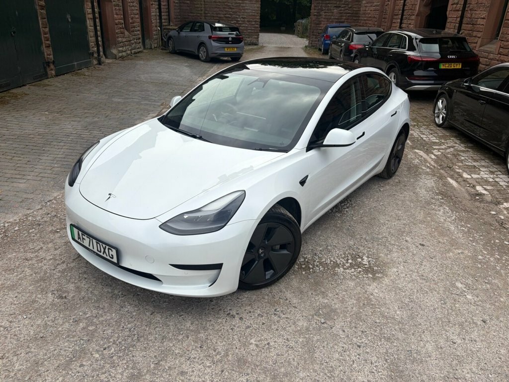 Tesla Model 3 Standard Range Plus Saloon Rwd AF71DXG White #2
