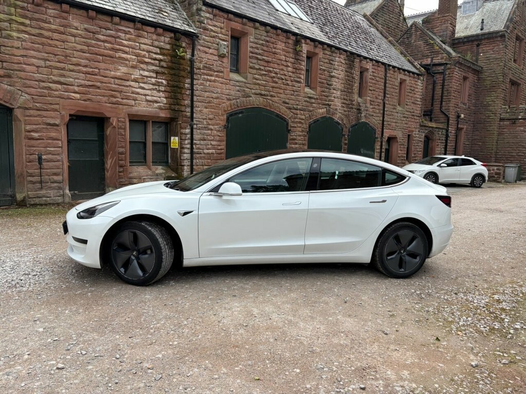 Tesla Model 3 Standard Range Plus Saloon Rwd MV20KSZ White #5
