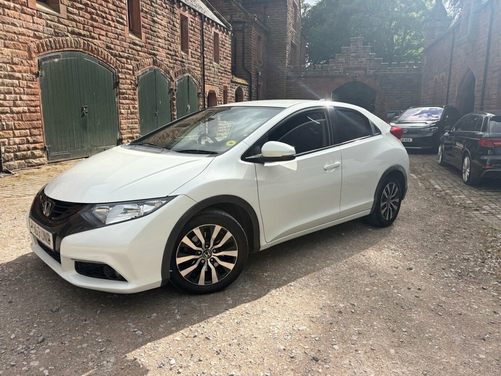 Honda Civic 1.6 I-dtec Es Hatchback Euro 5 White #3