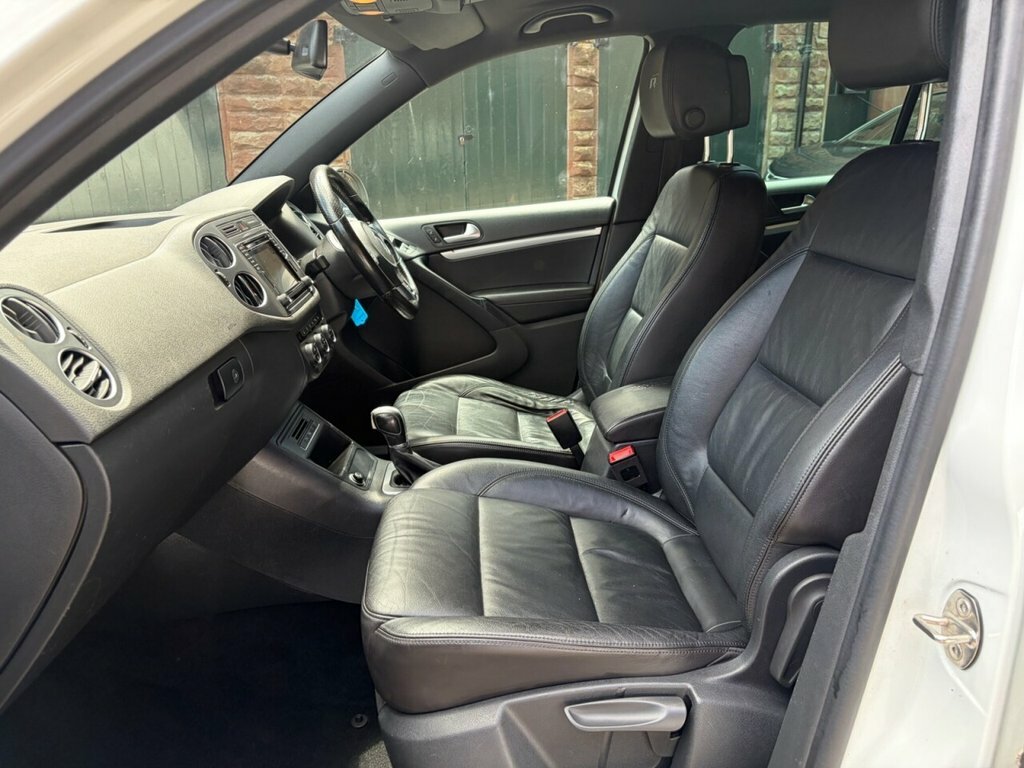 Volkswagen Tiguan 2.0 Tdi Bluemotion Tech R-line Edition Suv Die BV16FFU White #5