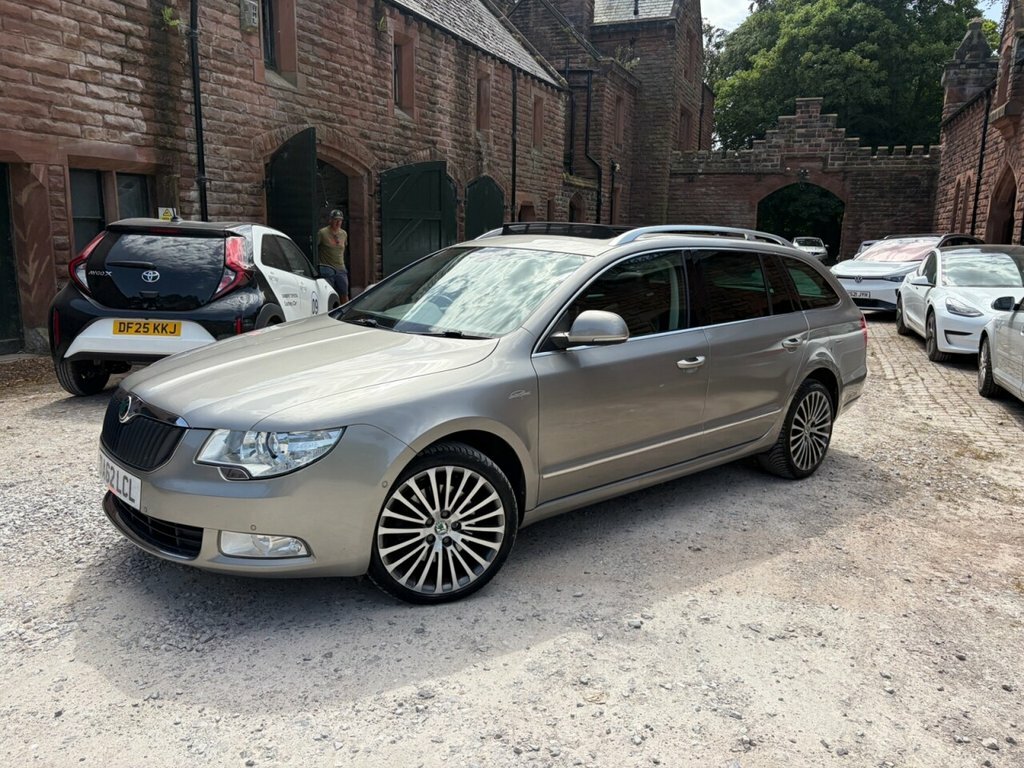 Skoda Superb 2.0 Tdi Elegance Estate Dsg Euro 5 170 Beige #3
