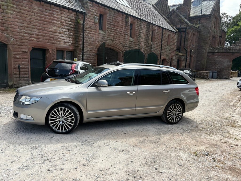 Skoda Superb 2.0 Tdi Elegance Estate Dsg Euro 5 170 Beige #4