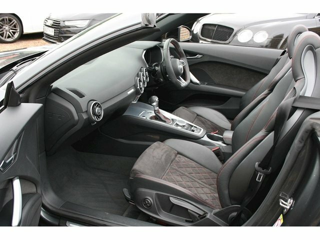 Audi TT 2.0 Tfsi 45 Black Edition Roadster S Tr KY19ZLT Grey #3