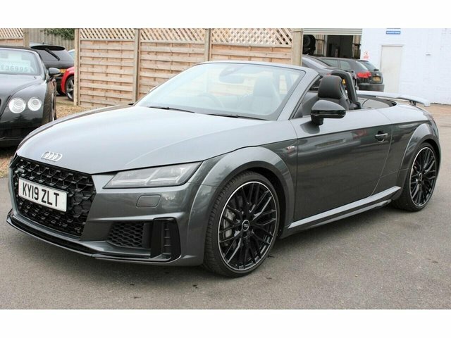 Audi TT 2.0 Tfsi 45 Black Edition Roadster S Tr KY19ZLT Grey #2