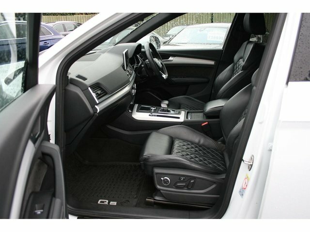 Audi Q5 Tfsie S Line Competition Suv 2.0 White #3