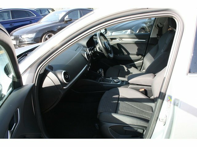 Audi A3 1.4 Tfsi Sport Sportback S Tronic Euro OU63PXP Silver #3