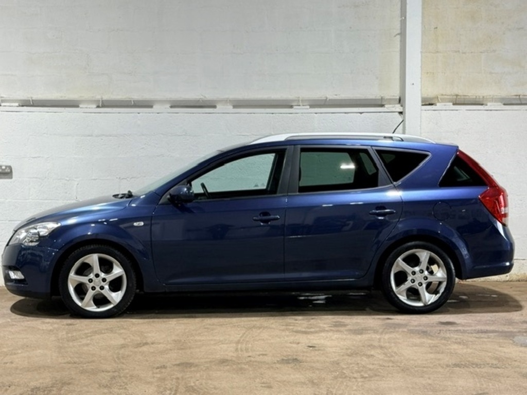 Kia Ceed 1.4 Crdi 1 Hatchback Euro 5 89 Black #23