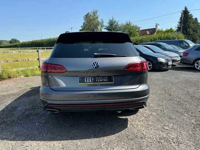Volkswagen Touareg Tdi V6 Black Edition WG70UFL Grey #5
