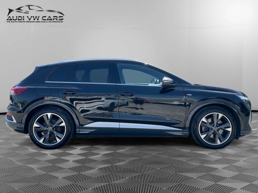 Audi Q4 E Tron S Line Black #6