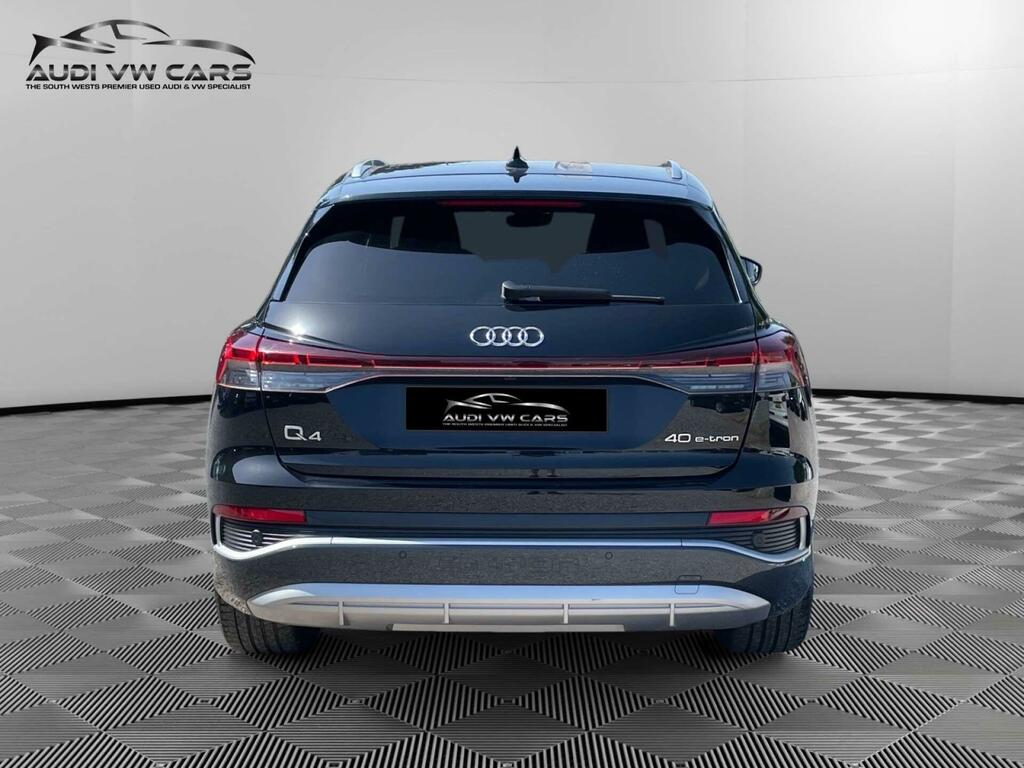 Audi Q4 E Tron S Line Black #4