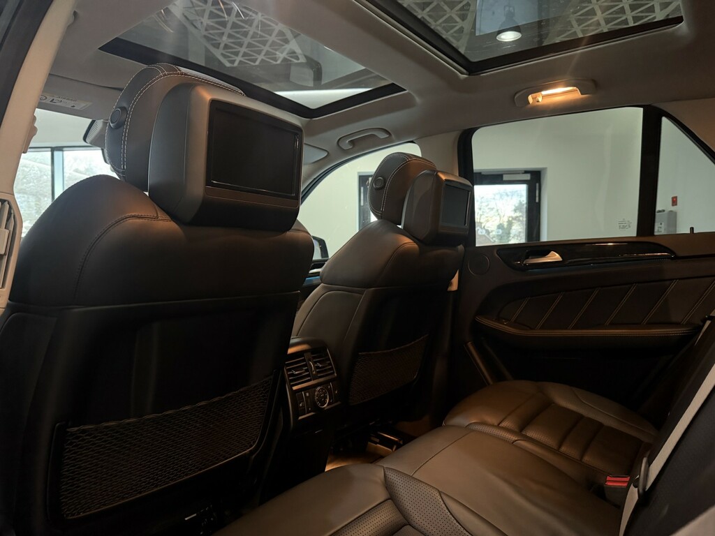 Mercedes-Benz GLE Class Black #21