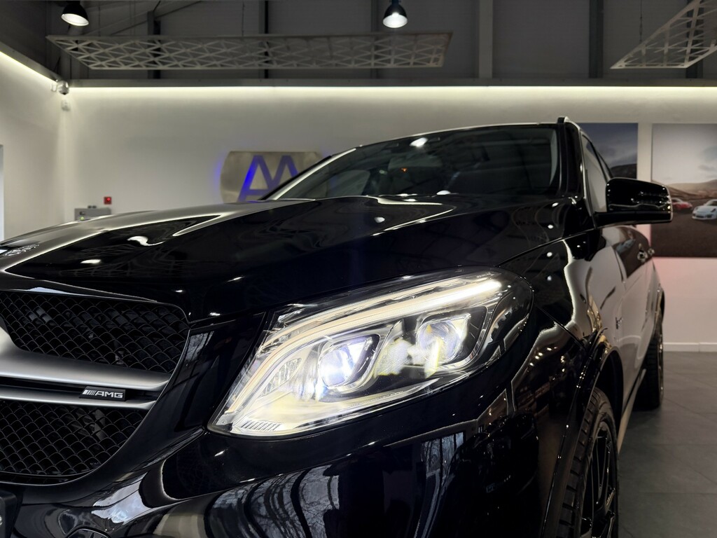 Mercedes-Benz GLE Class Black #29