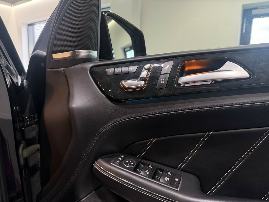Mercedes-Benz GLE Class Black #28