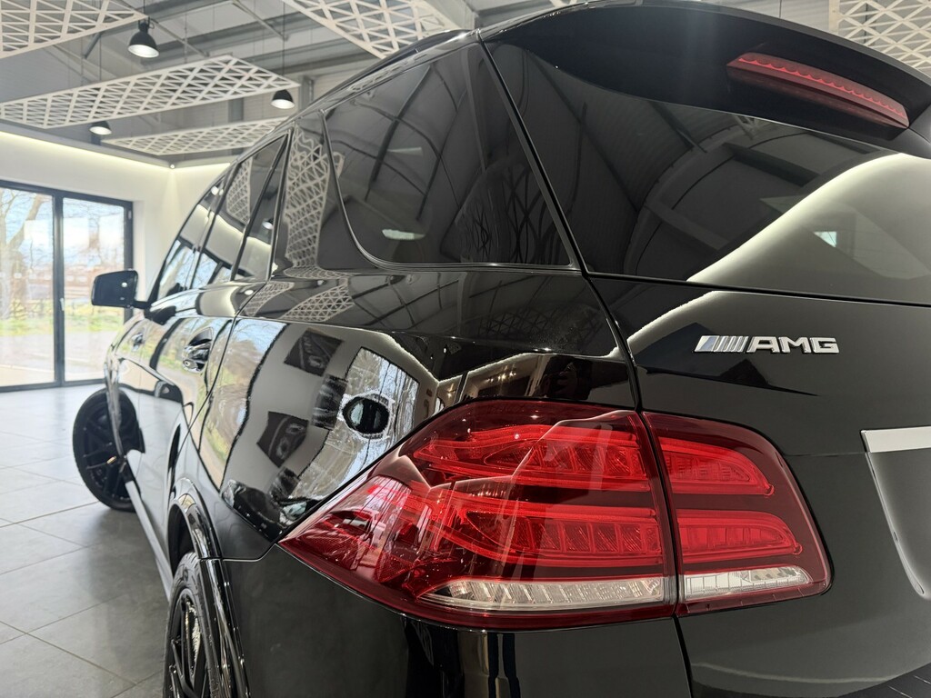 Mercedes-Benz GLE Class Black #13