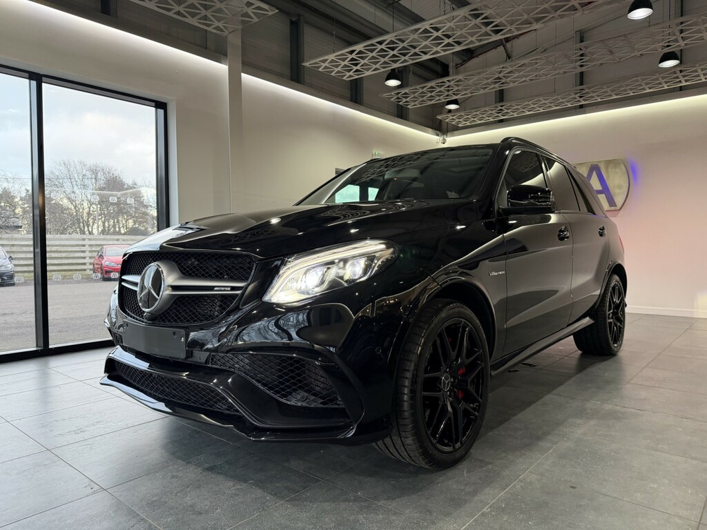 Mercedes-Benz GLE Class Black #40