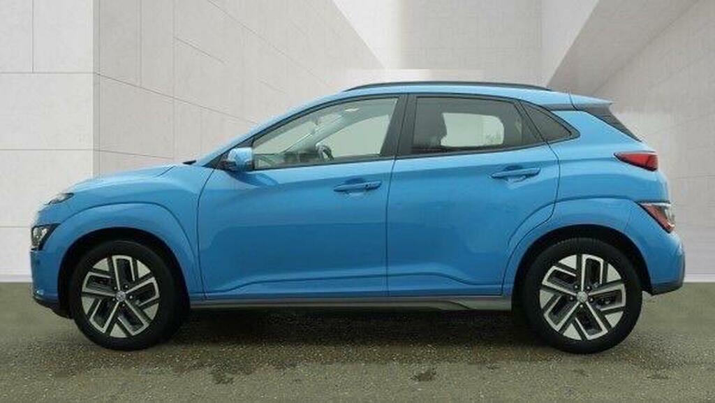Hyundai Kona 64Kwh Premium 10.5Kw Charger Blue #2