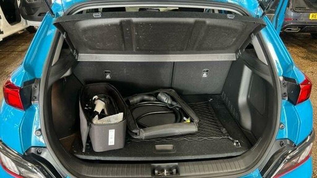Hyundai Kona 64Kwh Premium 10.5Kw Charger Blue #6