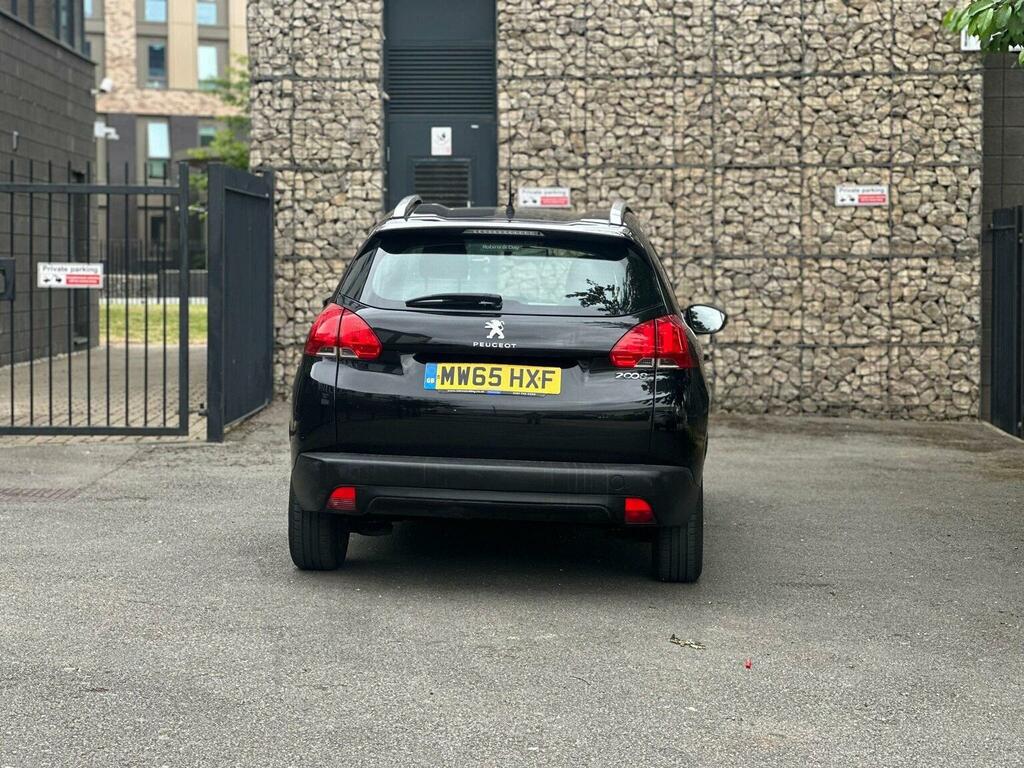 Peugeot 2008 1.2 Puretech Active Euro 6 Black #4