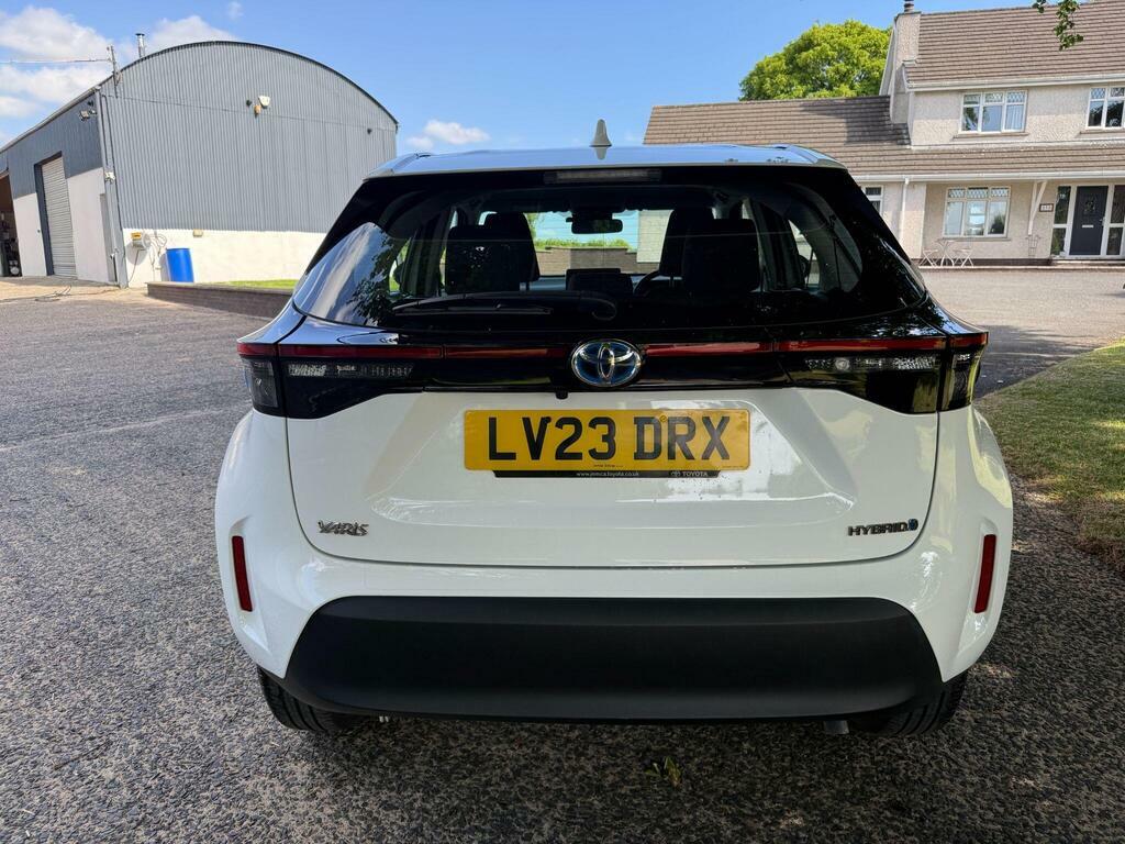Toyota Yaris Cross 1.5 Vvt-h Icon E-cvt Euro 6 S S LV23DRX White #4