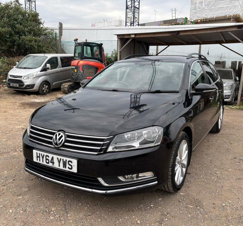 Volkswagen Passat Executive Black #6
