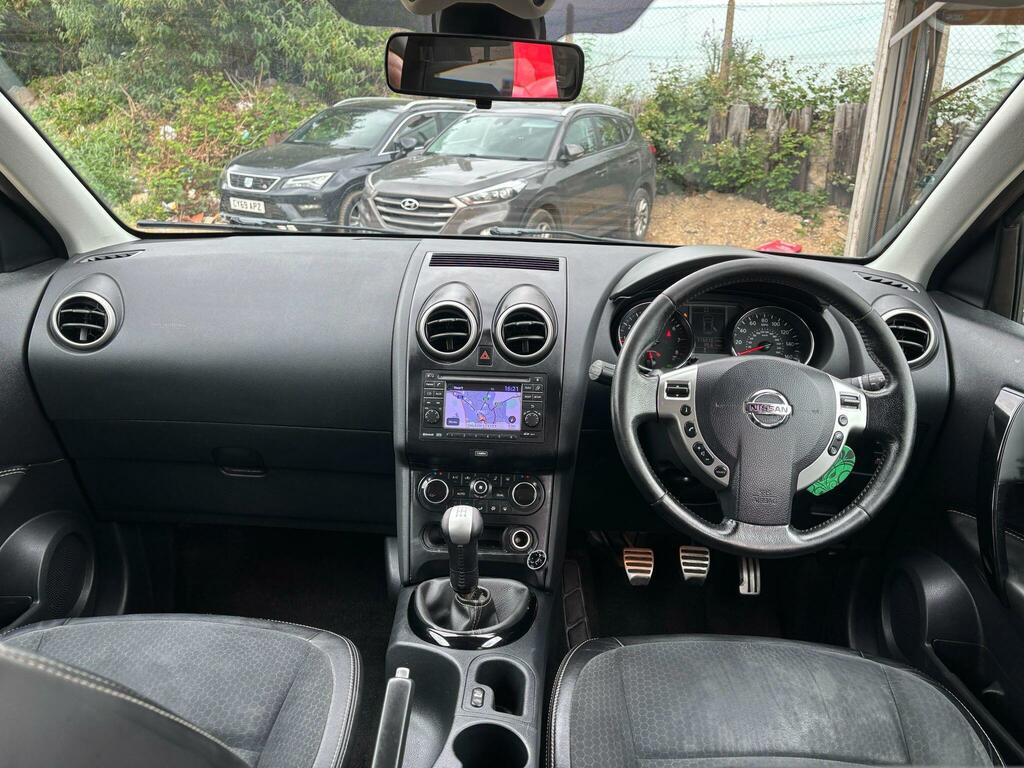 Nissan Qashqai N-tec Plus Black #2