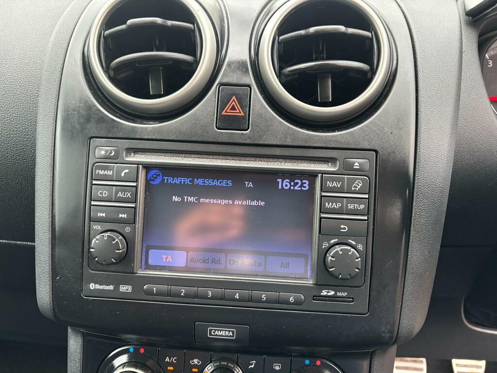 Nissan Qashqai N-tec Plus Black #30