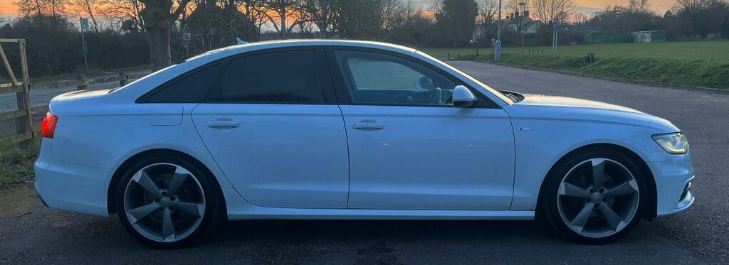 Audi A6 Saloon Tdi Ultra Black Edition White #16