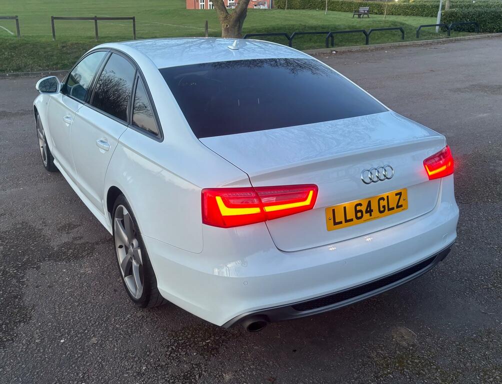 Audi A6 Saloon Tdi Ultra Black Edition White #11