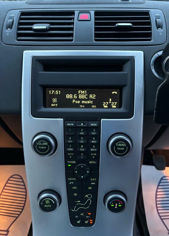 Volvo V50 2.0 D3 R-design Euro 5 Grey #37