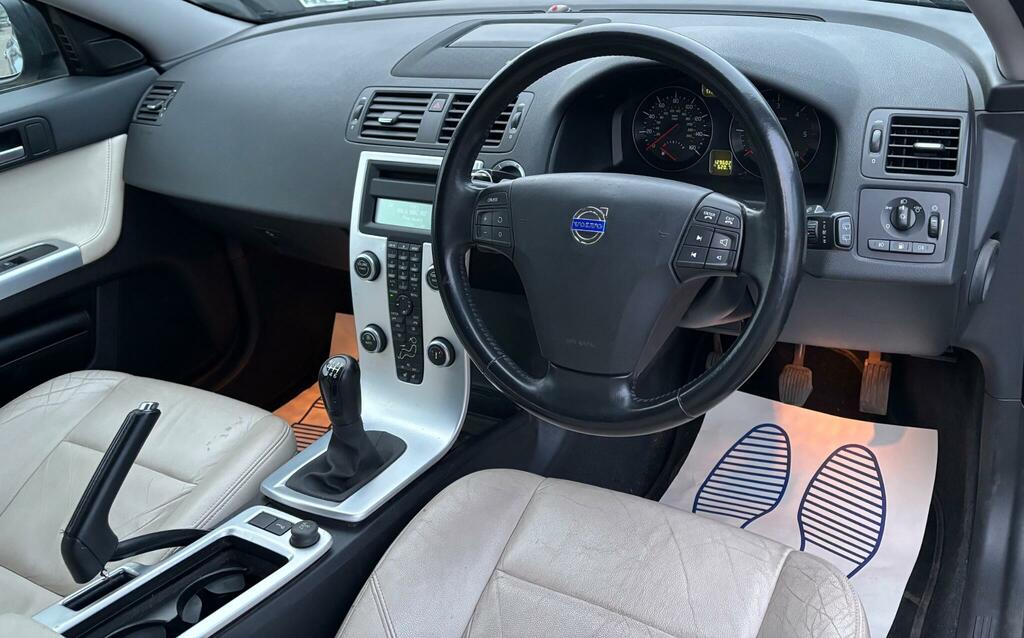 Volvo V50 2.0 D3 R-design Euro 5 Grey #57