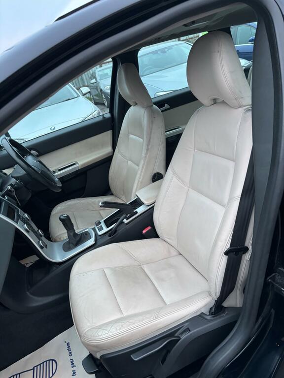 Volvo V50 2.0 D3 R-design Euro 5 Grey #61
