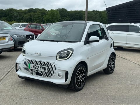 Smart Fortwo Coupe 17.6Kwh Prime Exclusive White #2