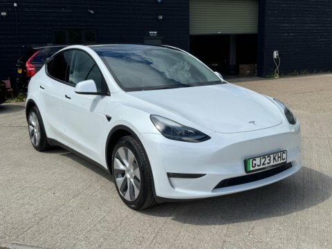 Tesla Model Y Dual Motor Long White