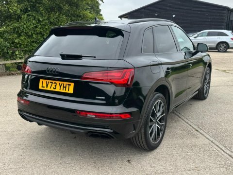 Audi Q5 2.0 Tdi 40 LV73YHT Black #5