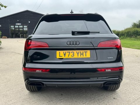Audi Q5 2.0 Tdi 40 LV73YHT Black #3