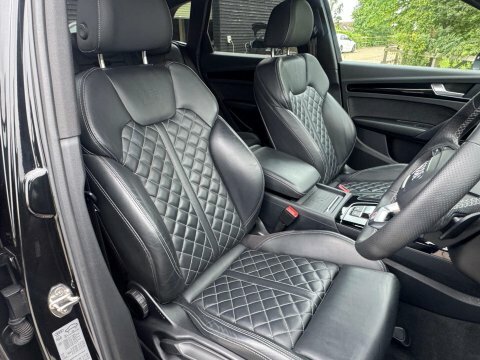 Audi Q5 2.0 Tdi 40 LV73YHT Black #2