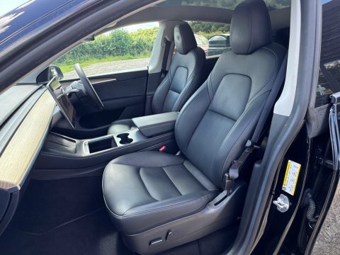 Tesla Model Y Dual Motor Long Black #2