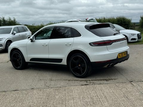Porsche Macan 5dr Pdk Black #66