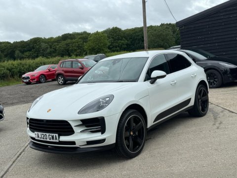 Porsche Macan 5dr Pdk Black #11